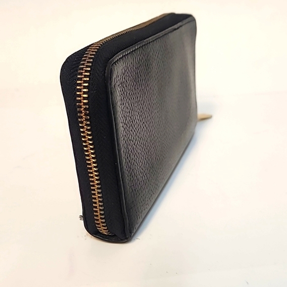 Michael Kors Saffiano Leather Continental Wallet in Black - Picture 4 of 11